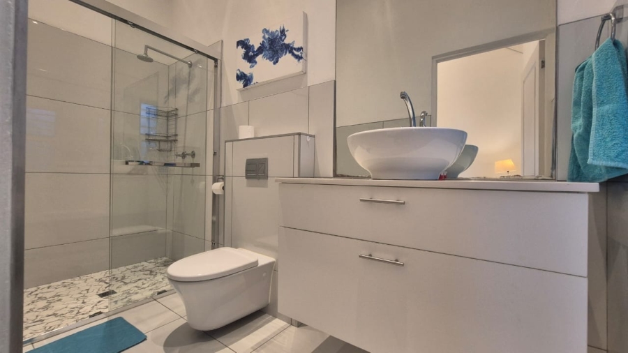 To Let 2 Bedroom Property for Rent in Middedorp Western Cape